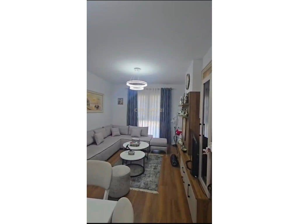 SHESIM APARTAMENT 1+1 NE PASKUQAN! 2