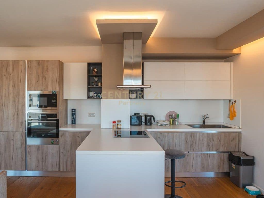 Shitet Apartament 3+1+2 në Kompleksin Magnet, Tiranë! 4