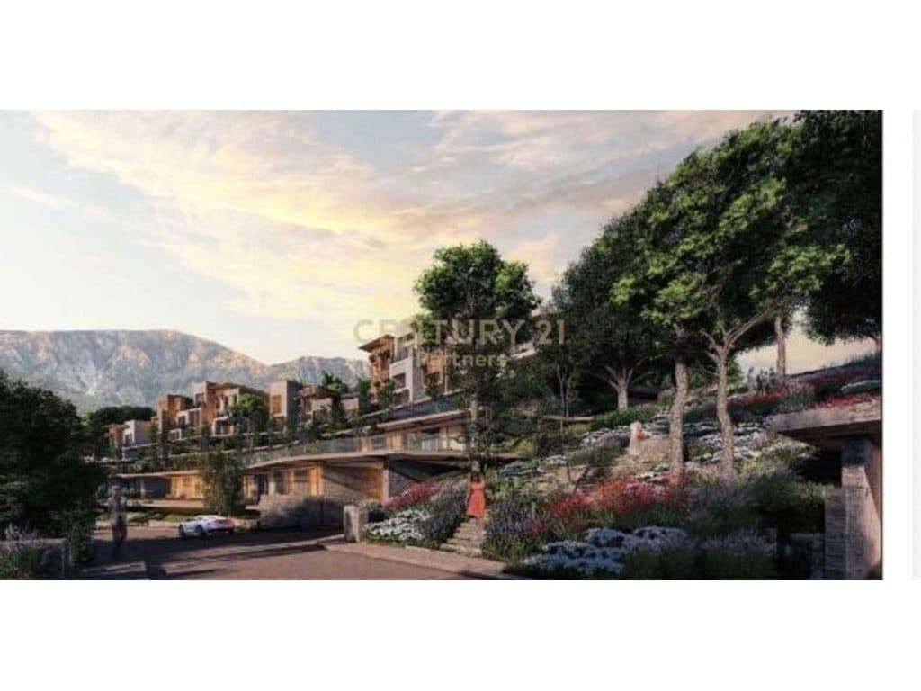APARTMENT GARSONIERE + FIRST FLOOR WITH SEA VIEW IN GREEN COAST! 3