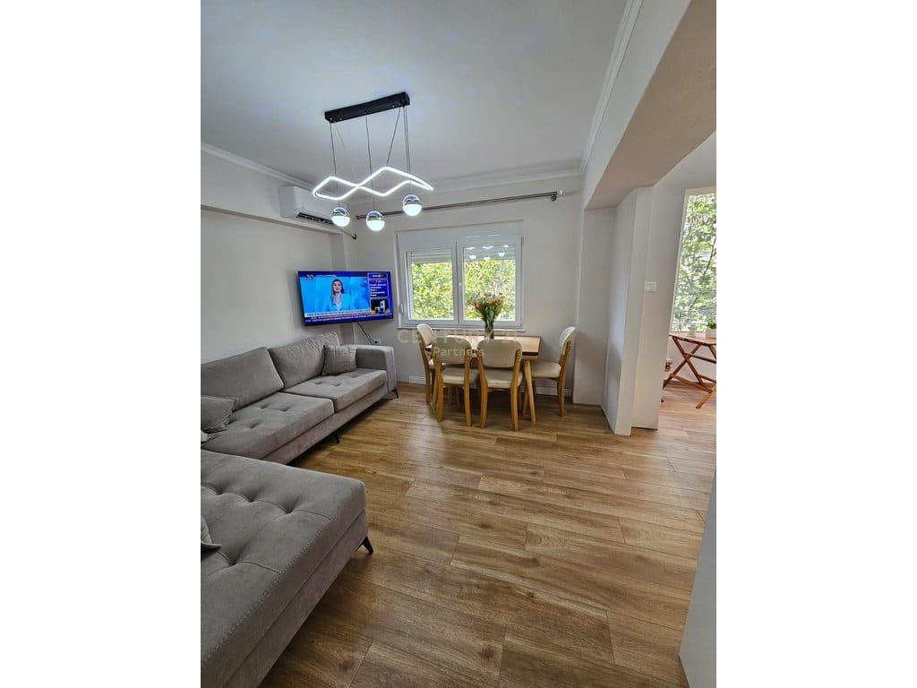 1+1 Apartment For Sale in Stadium, Durrës