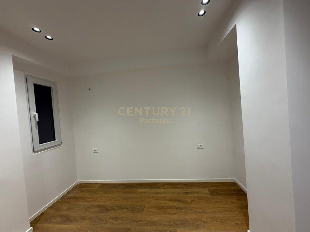 FOR RENT 1+1 APARTMENT IN 21-DHJETORI (FURNISHED) 3