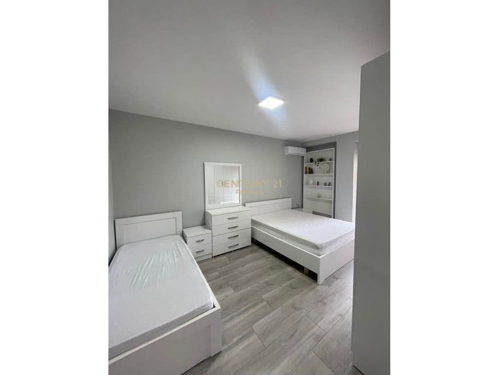 JEPET ME QERA APARTAMENT 2+1 – 21 DHJETORI, TIRANË 4