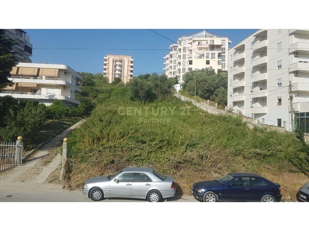 2000m2 TOKE PER NDERTIM 170 METRA NGA DETI TEK SHKEMBI KAVAJES 3