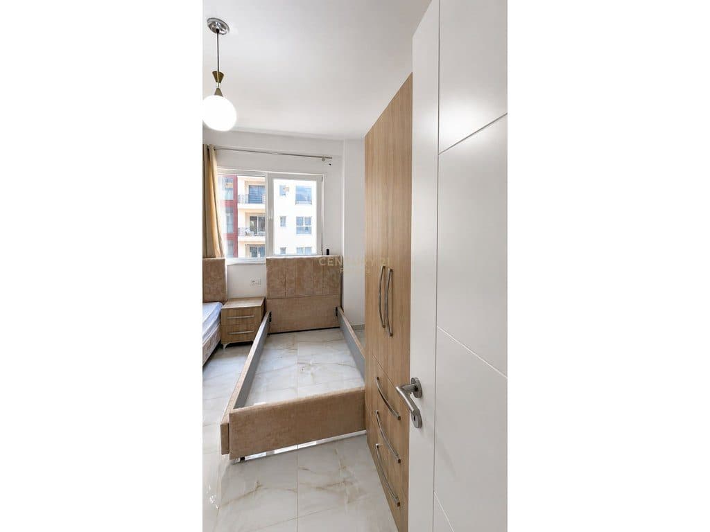 APARTMENT 2+1+2 + PARKING SPACE FOR RENT AT COMPLEX E88, LAPRAKË 2