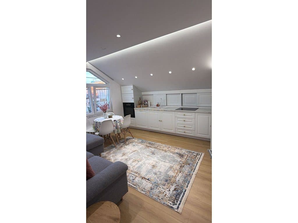 VILLA FOR SALE NEAR NEW BOULEVARD 4