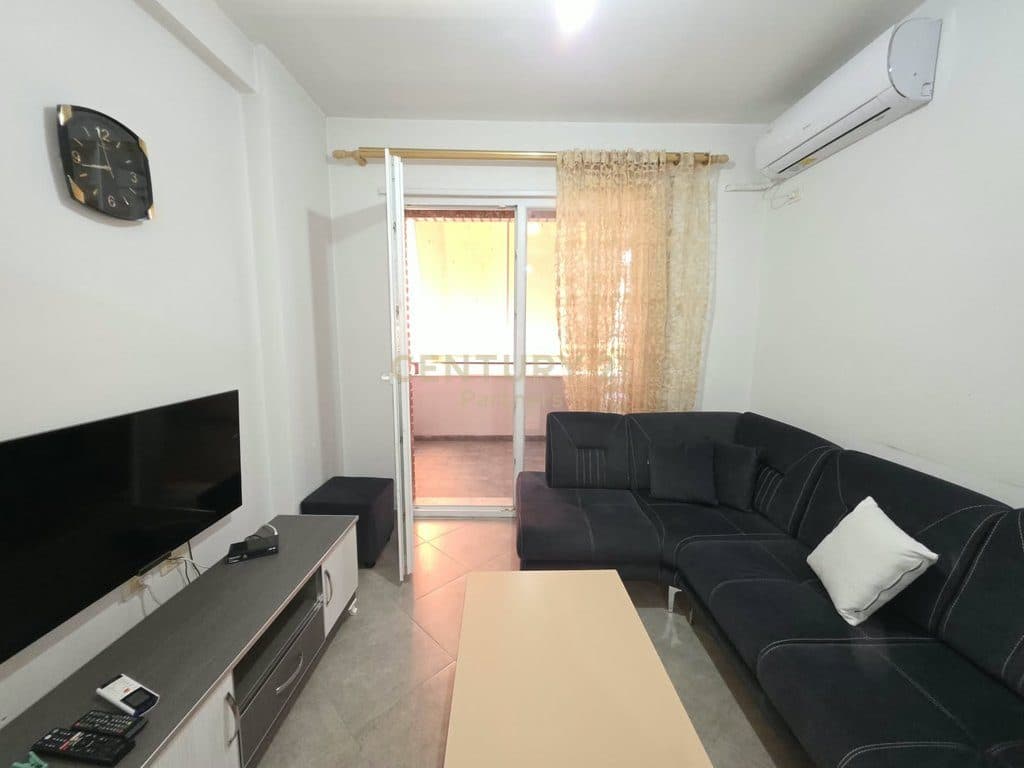 SHESIM APARTAMENT 2+1 TEK KOMPLEKSI GOLDEN PARK, PERBALL SPITALIT AMERIKAN 3- 190000€ | 91 m²