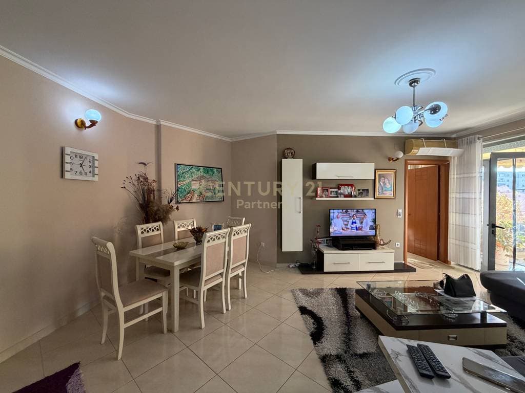SHITET APARTAMENT 2+1+2 – ASTIR, PRANË WELLIT !! 2