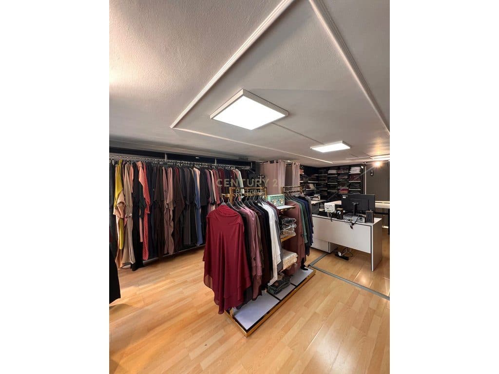 🔑 Commercial Duplex Unit for Sale by the road at Selvia, Tirana 3