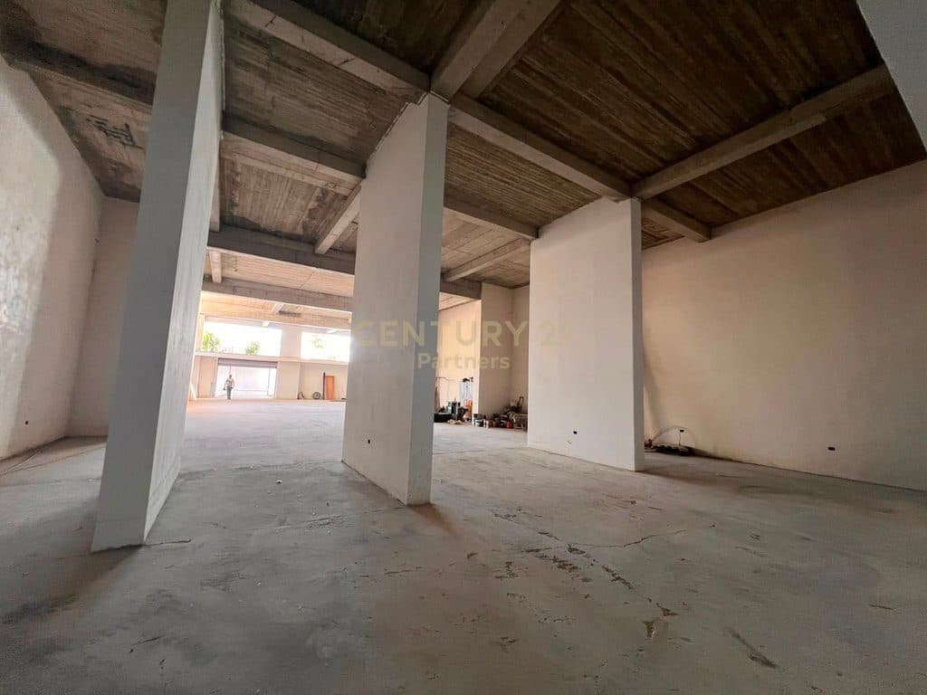 ‼️STORE 640 M² FOR SALE IN SELITË ‼️ 1