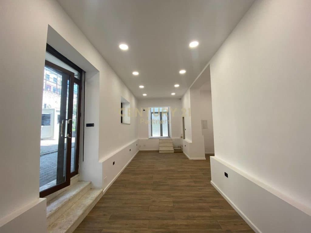 Shop for sale in a strategic location - Ring Road, Former Train Station 4
