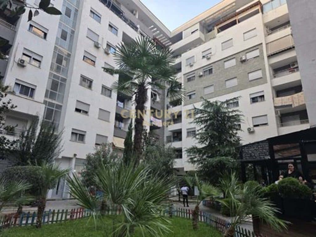 OPPORTUNITY! COMMERCIAL SPACE FOR SALE IN ASTIR NEAR 'EJA STUDIO' 3