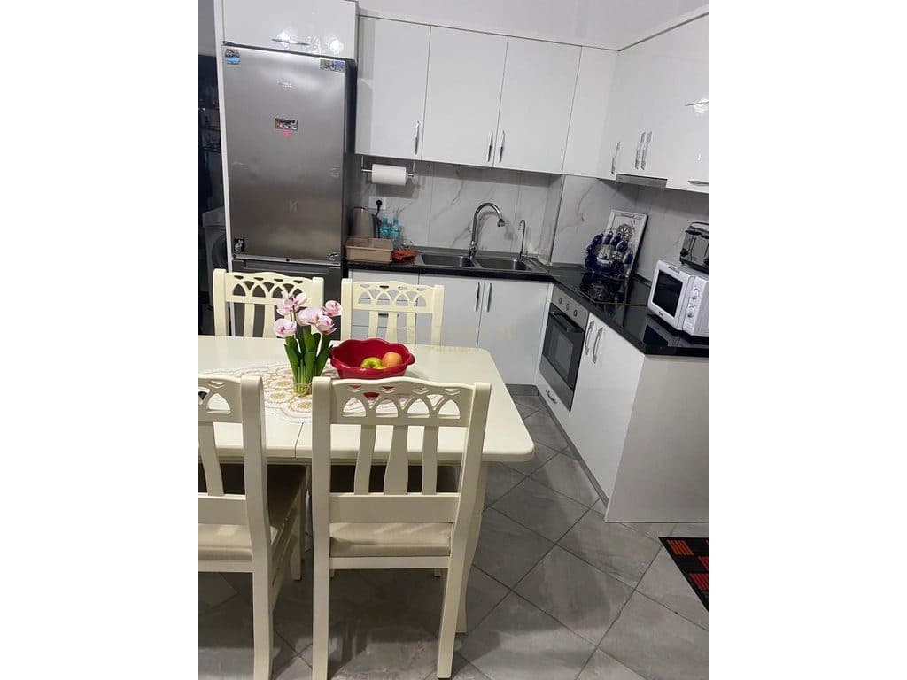 SHITET APARTAMENT 1+1 NE SHKOZE TEK REZIDENCA CITY VIEW BLERJE ME KREDI! 3