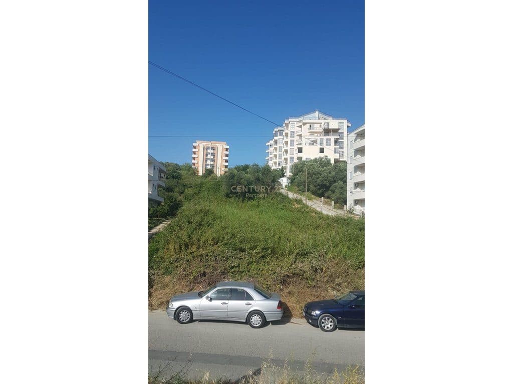 2000m2 TOKE PER NDERTIM 170 METRA NGA DETI TEK SHKEMBI KAVAJES 2