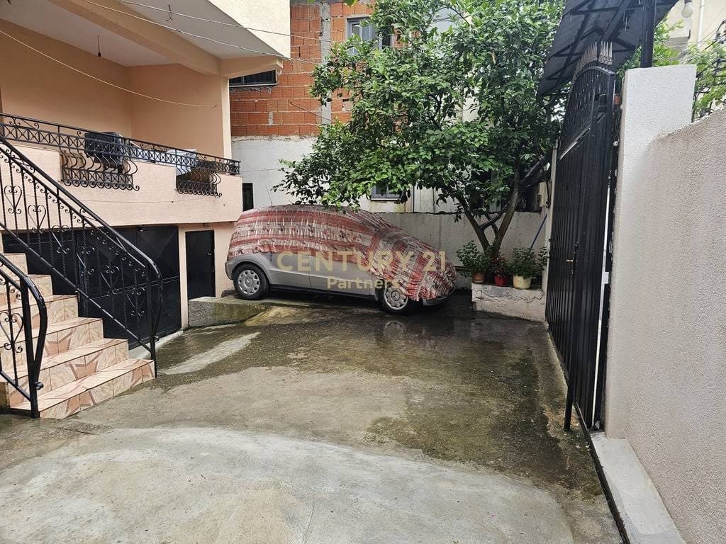 For sale private 2-storey villa on Jordan Misja street 2