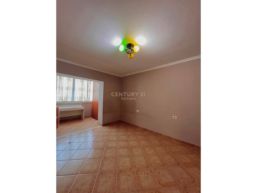 ‼️SHITET APARTAMENT 2+1+2 TEK VASIL SHANTO‼️ 4