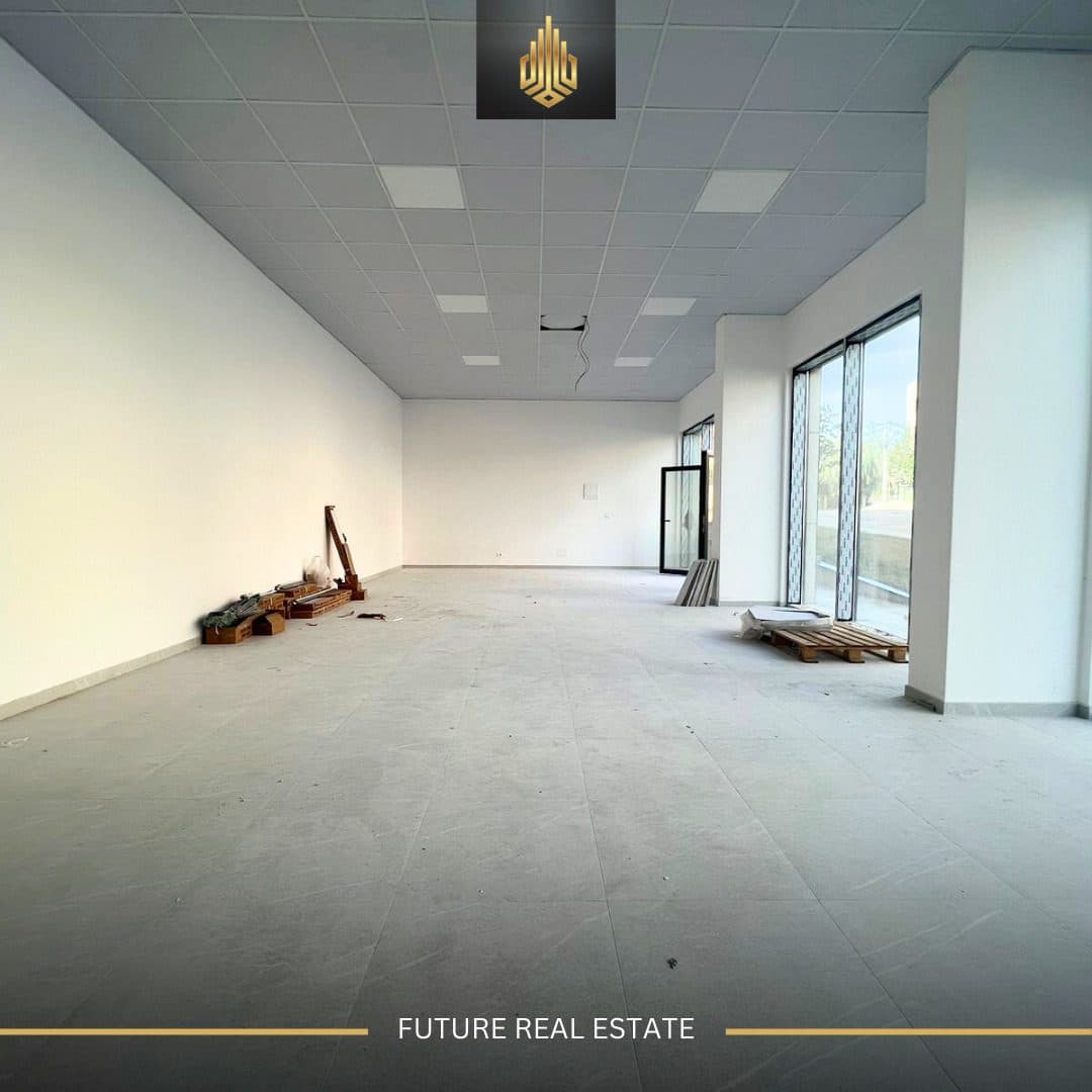 Lokal me QERA/91m² 2