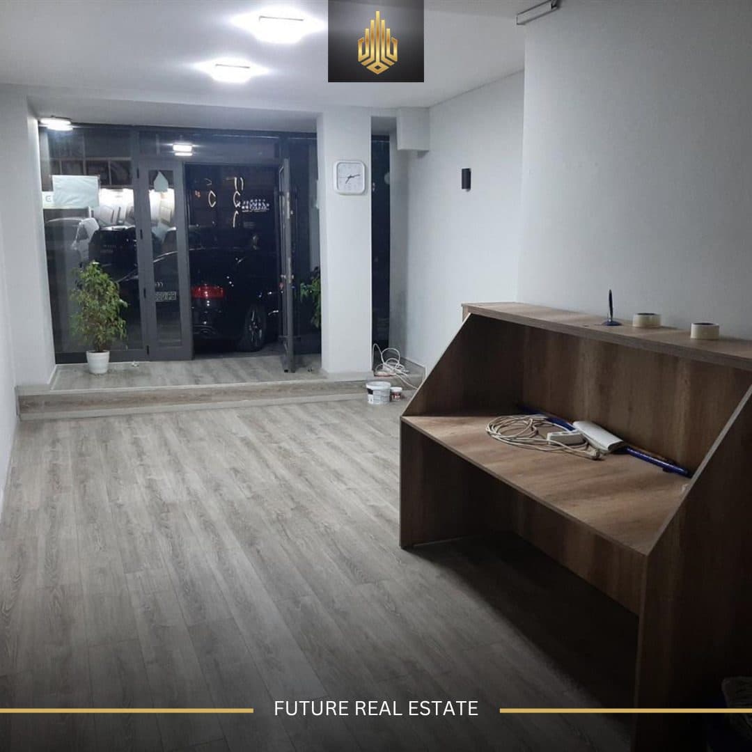 Lokal me QERA/35m² 2