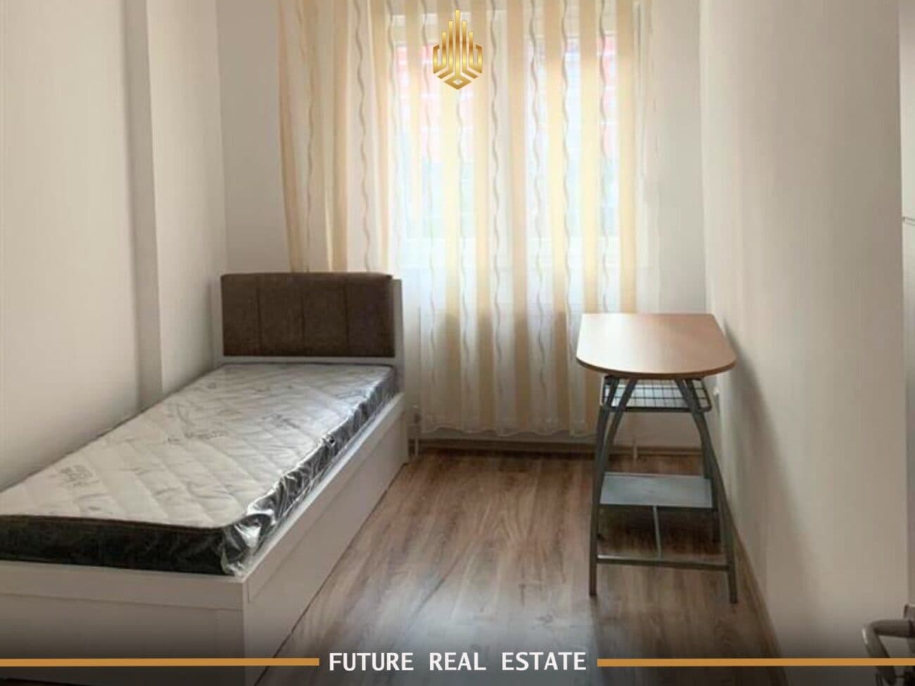 Banesë me QIRA – 3 dhoma gjumi – Prishtinë – Lagjja e Spitalit Rr. Ahmet Korenica 4