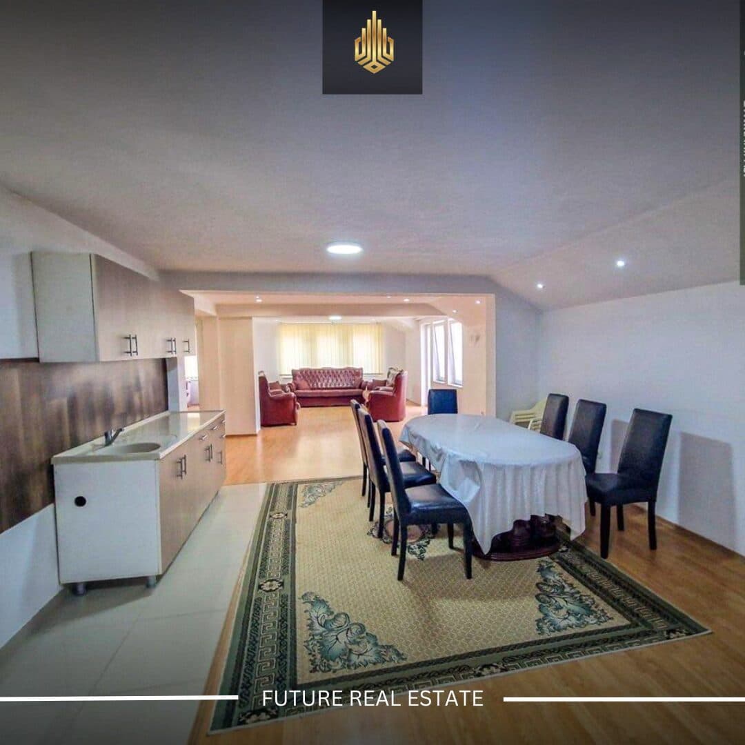 Shtëpi me QERA/175m² 2