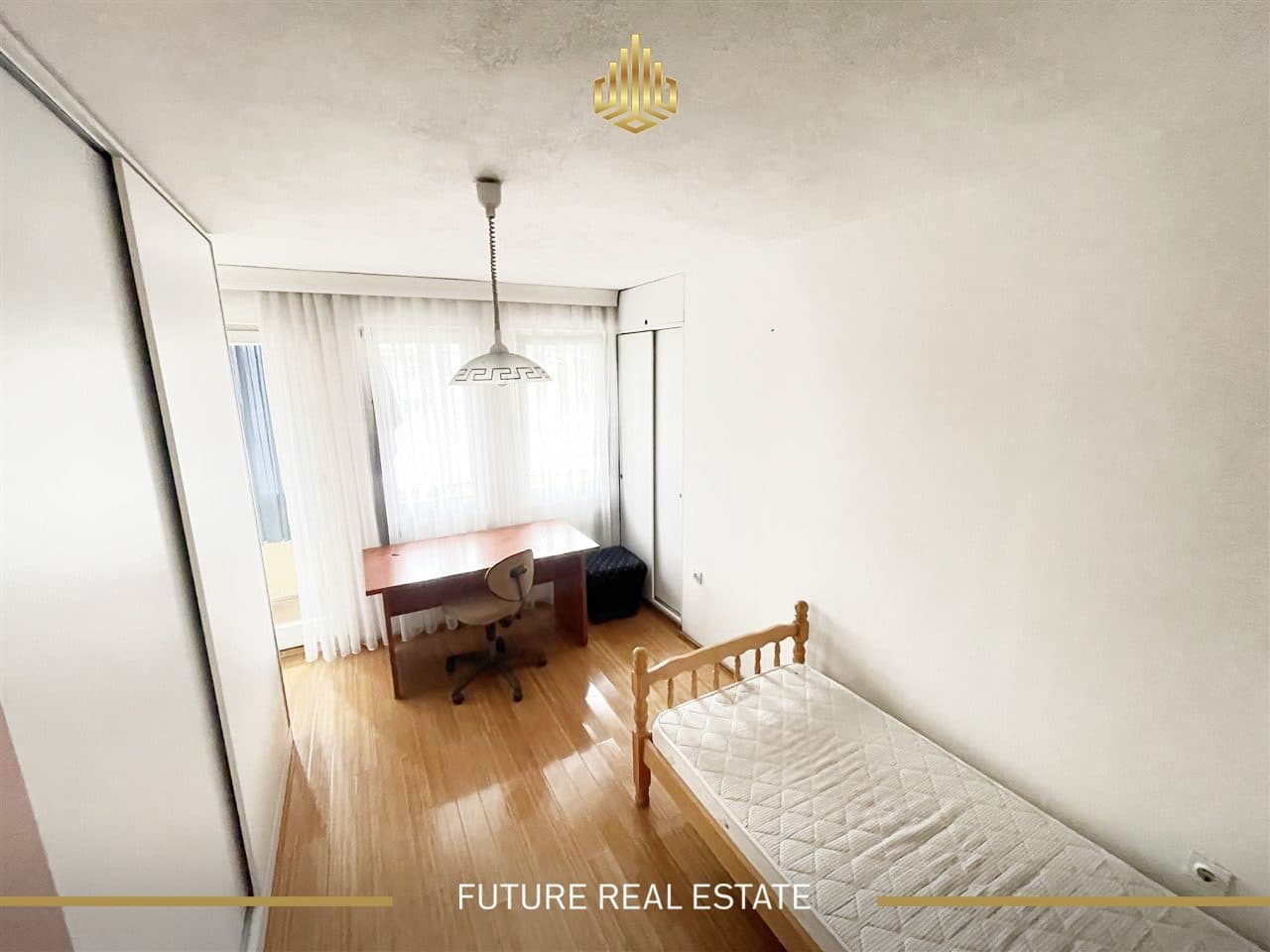Shtëpia me QIRA/240m2 4