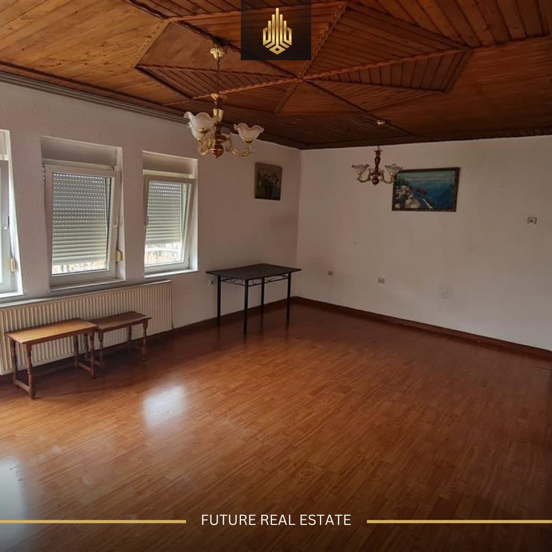 Shtëpi me QERA/90m² 3