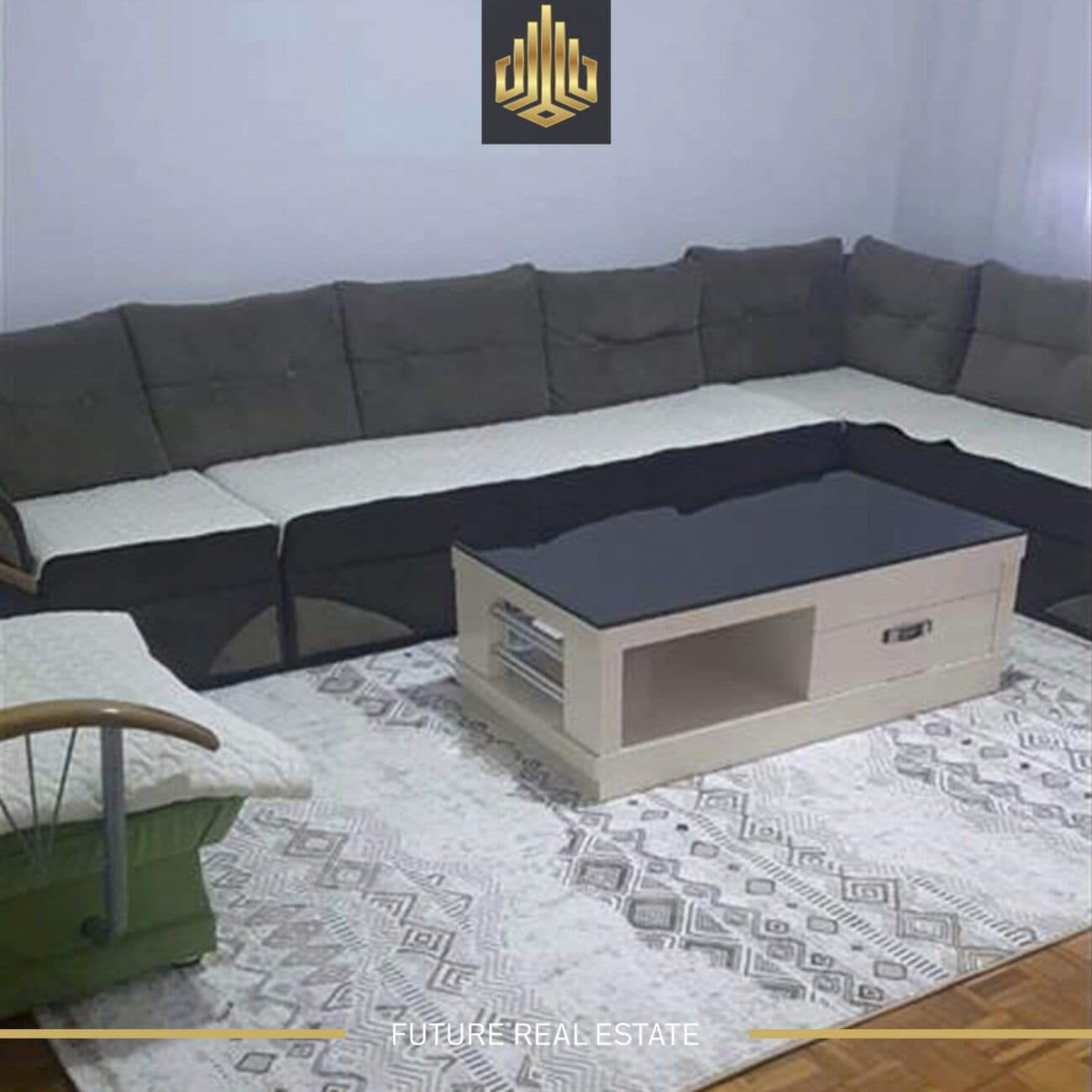 Banesa me QIRA/100m2