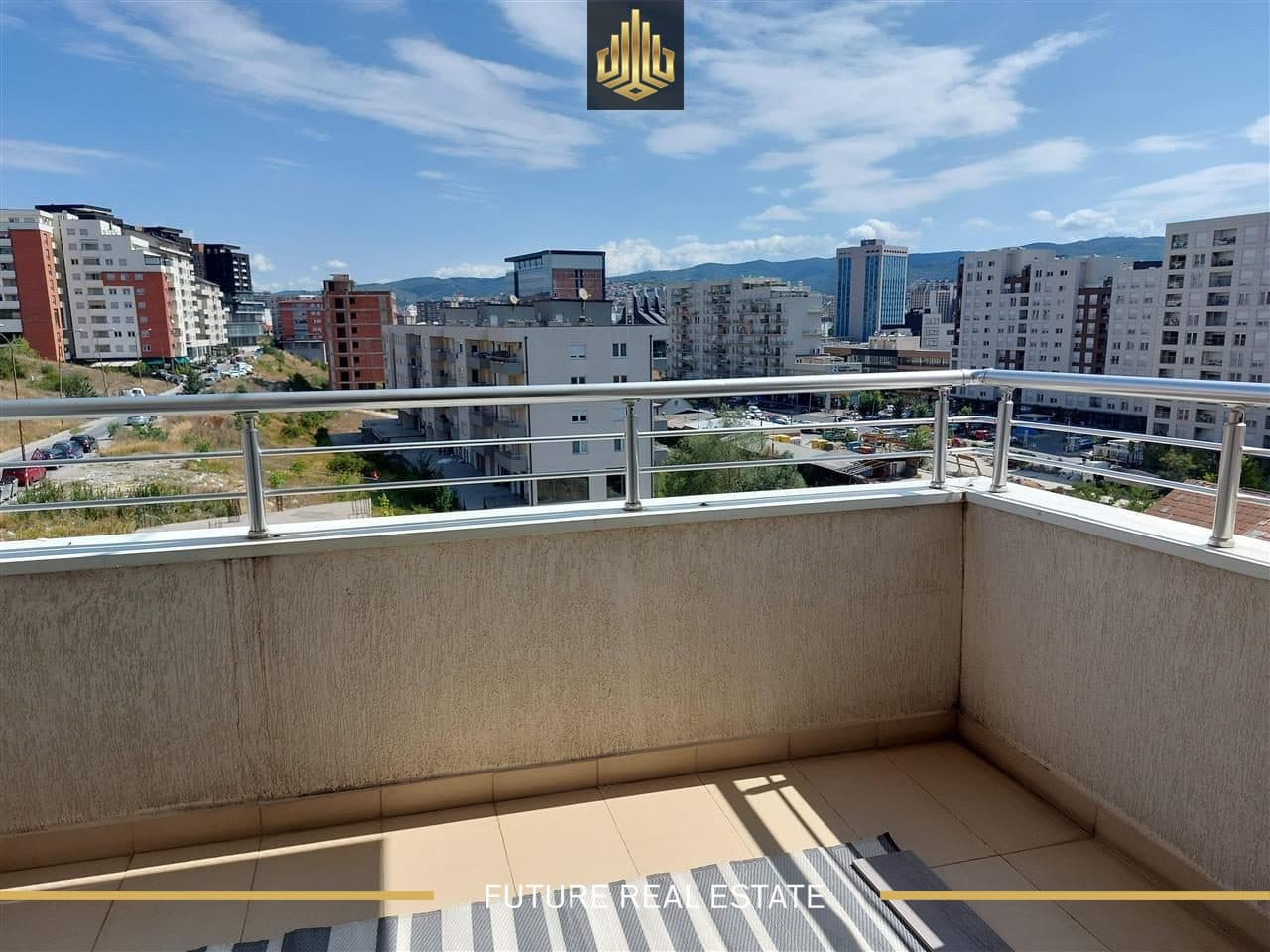 Banesa në SHITJE/72m2 4
