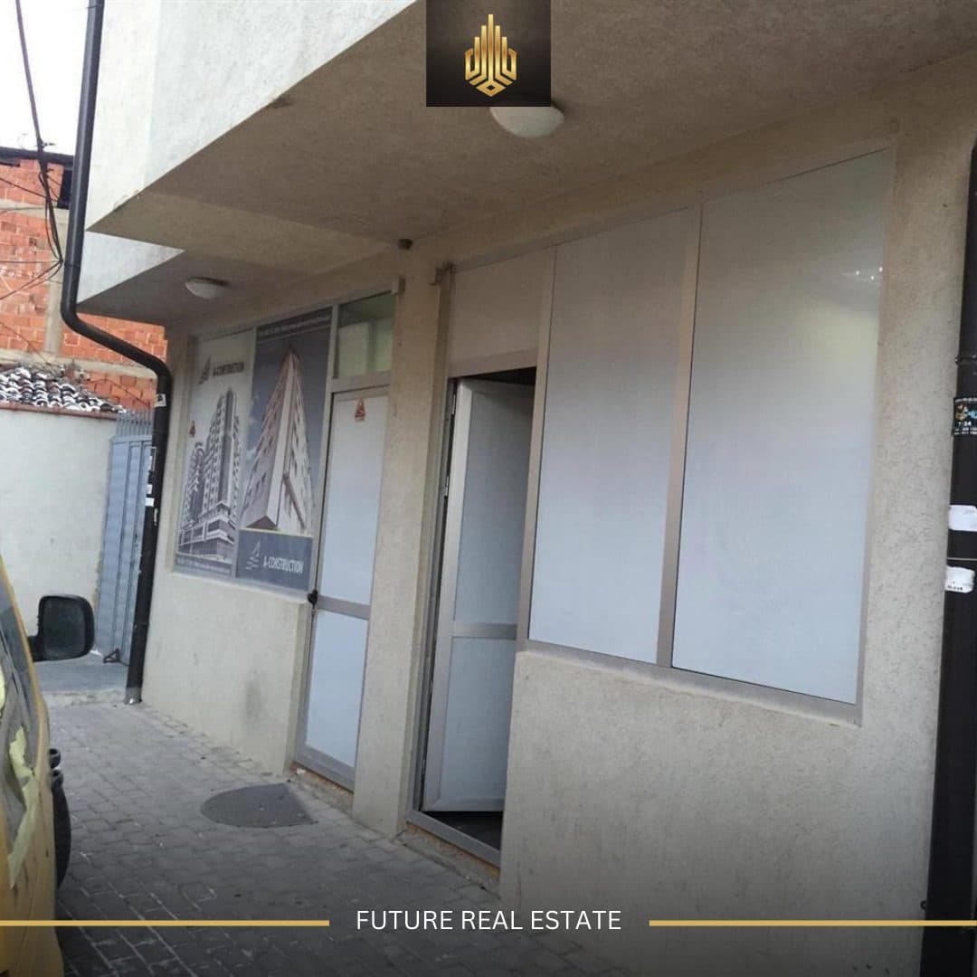Lokal me QERA/35m²