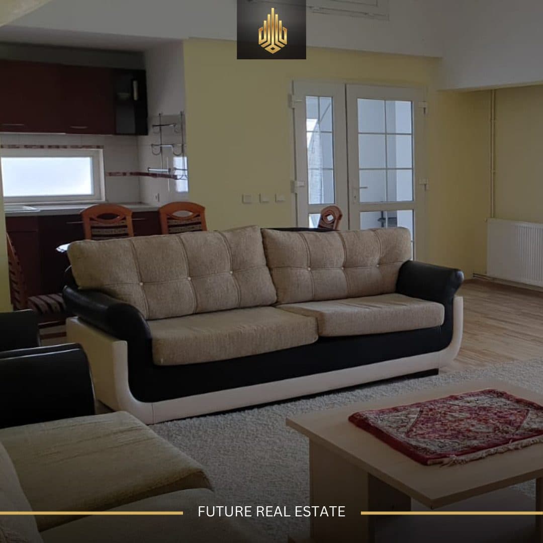 Shtëpi në SHITJE/350m² 3