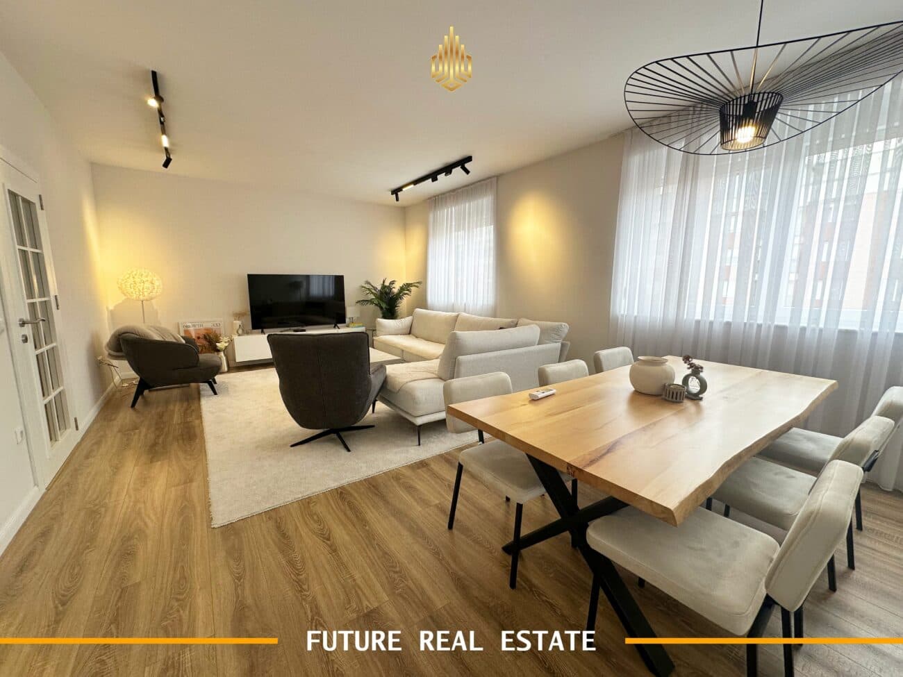 Penthouse me QERA- 3 dhoma gjumi te rruga B-Prishtinë! 2