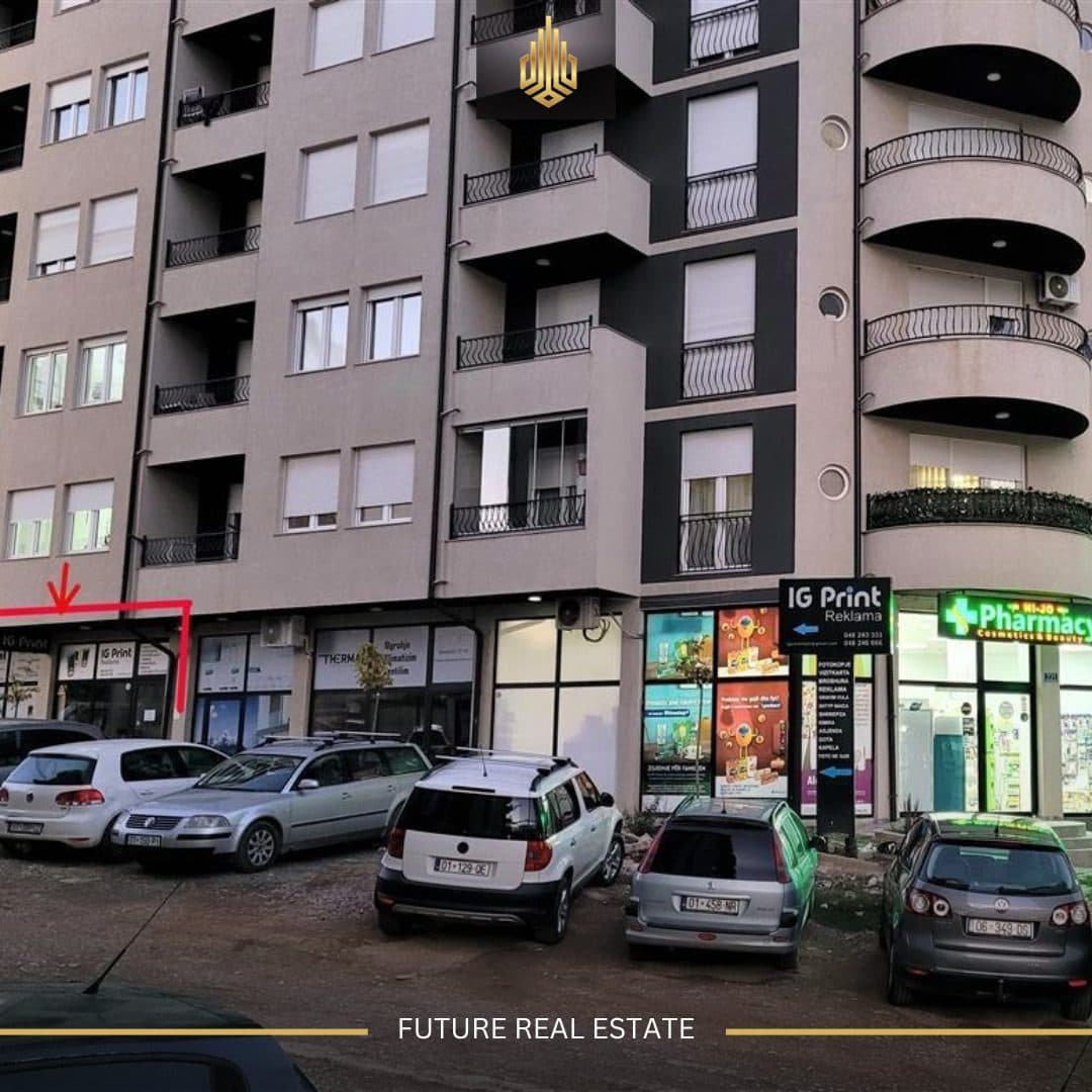 Lokal me QERA/101m² 3