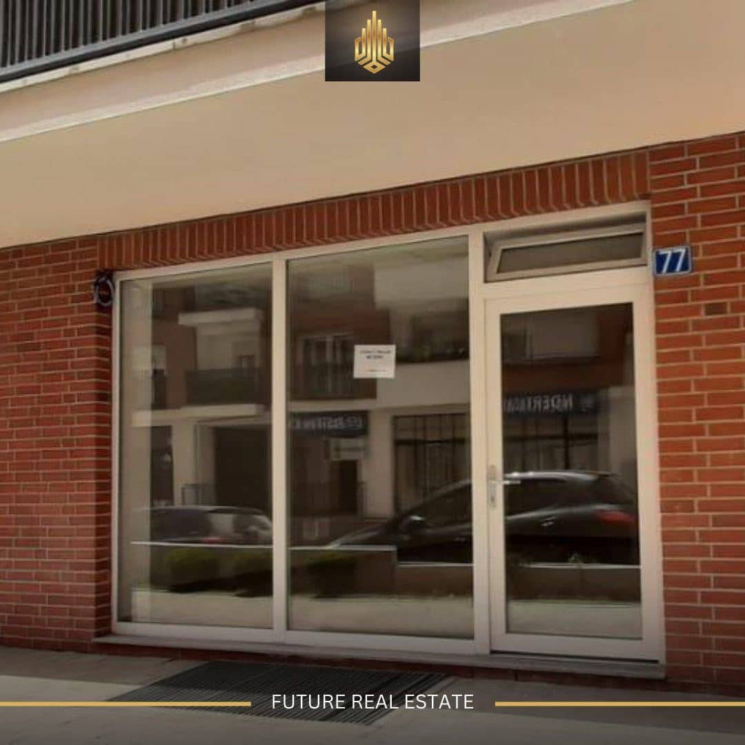 Lokal me QERA/45m² 3