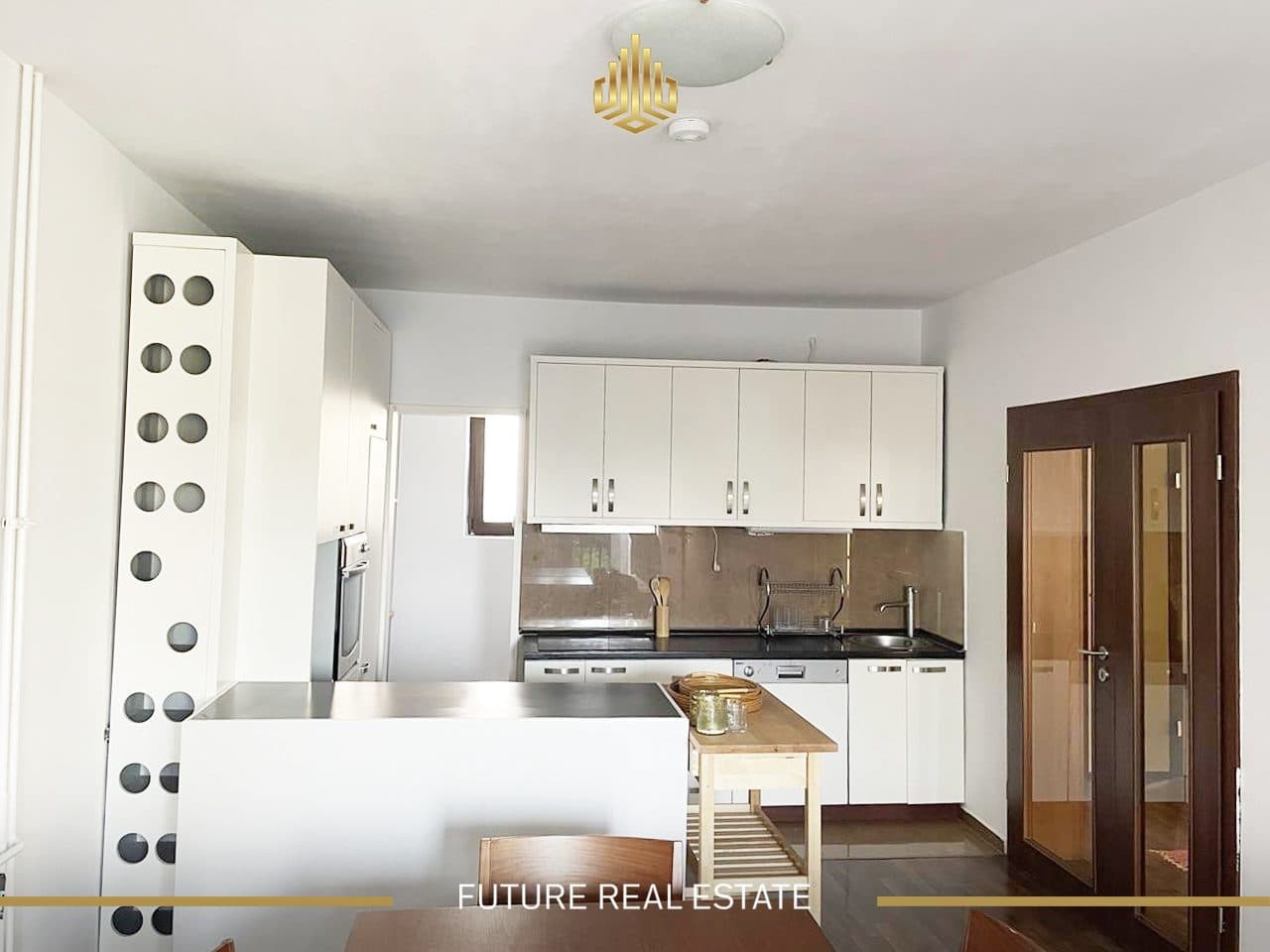 Shtëpia me QIRA/300m2 4