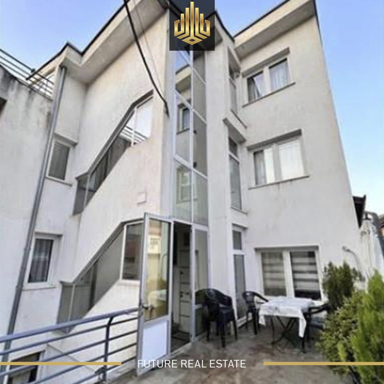 Shtëpia në SHITJE/400m2