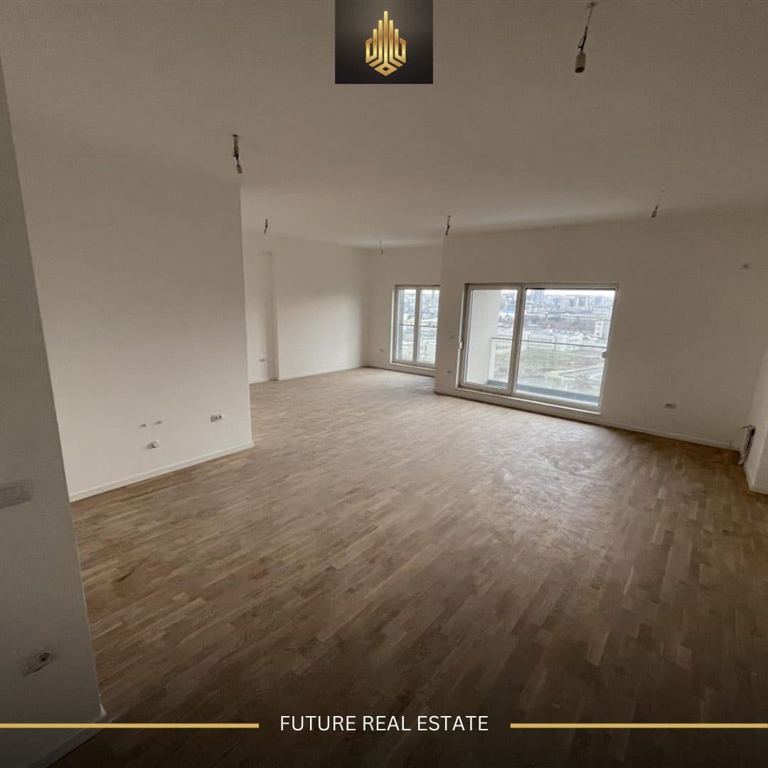Penthouse me QERA/468m²