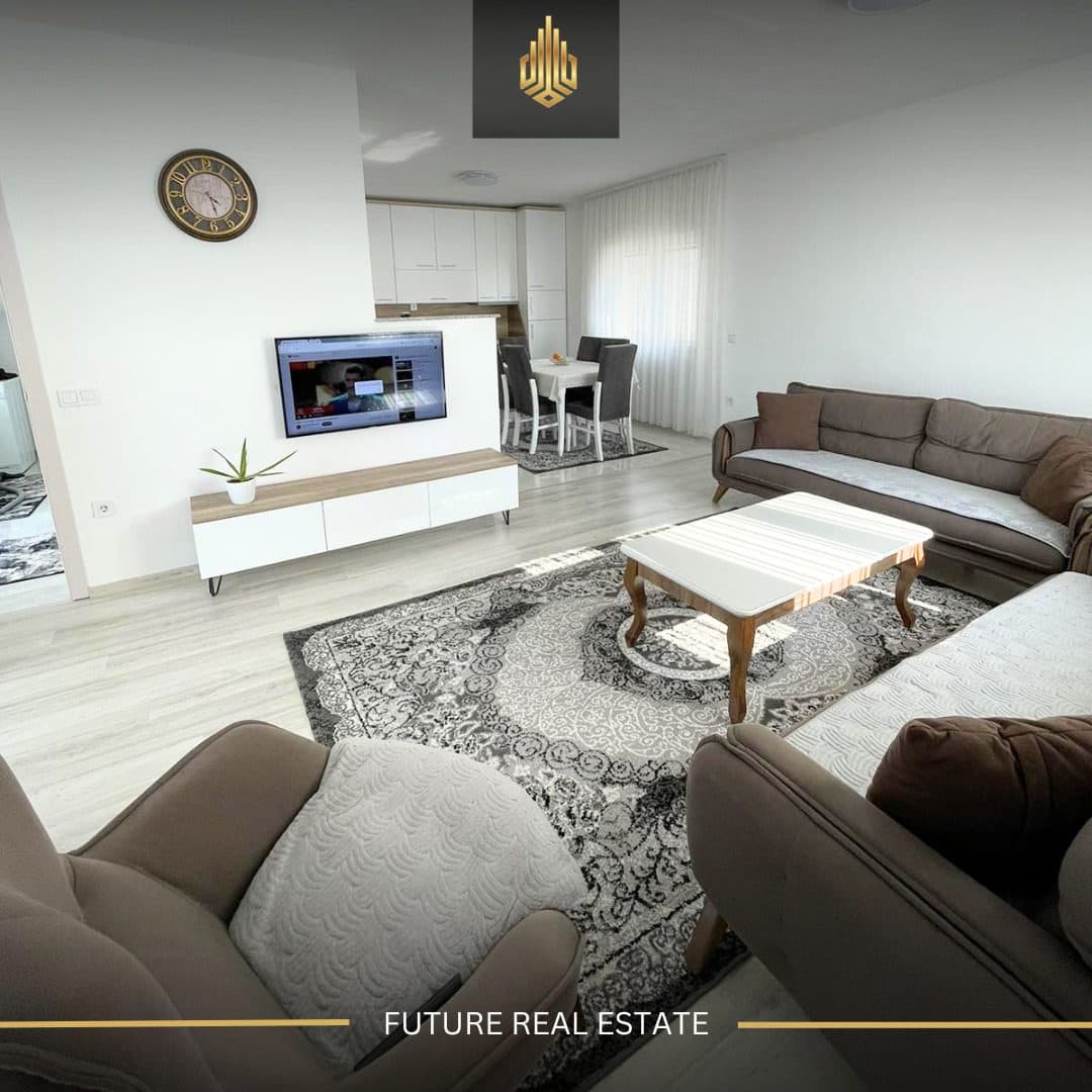 Shtëpi në SHITJE/180m² 3