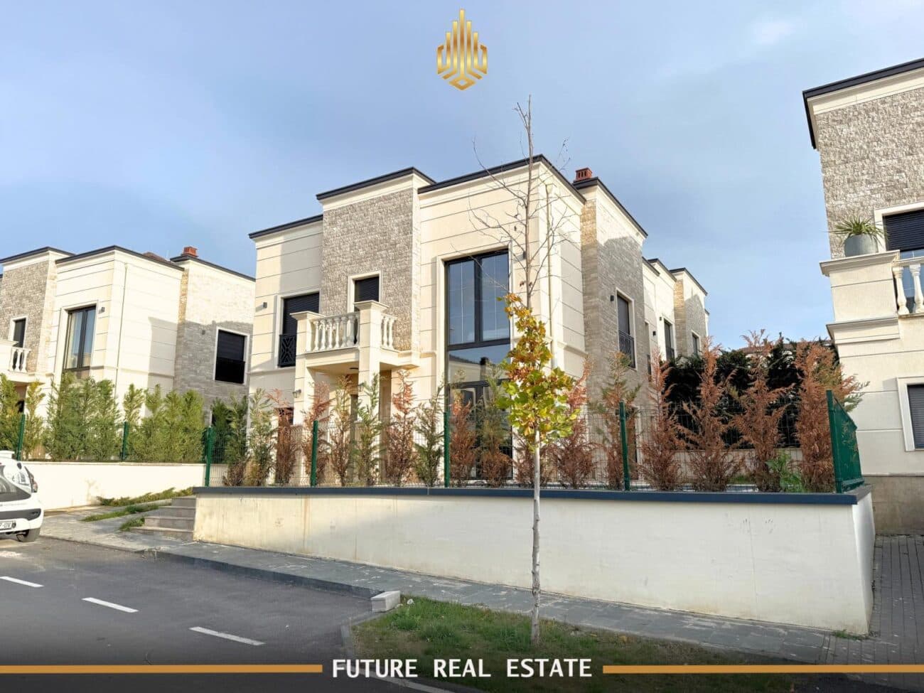 Shtëpi me QIRA – 4 dhoma gjumi – Prishtinë – Zllatar – Royal Green Residence.