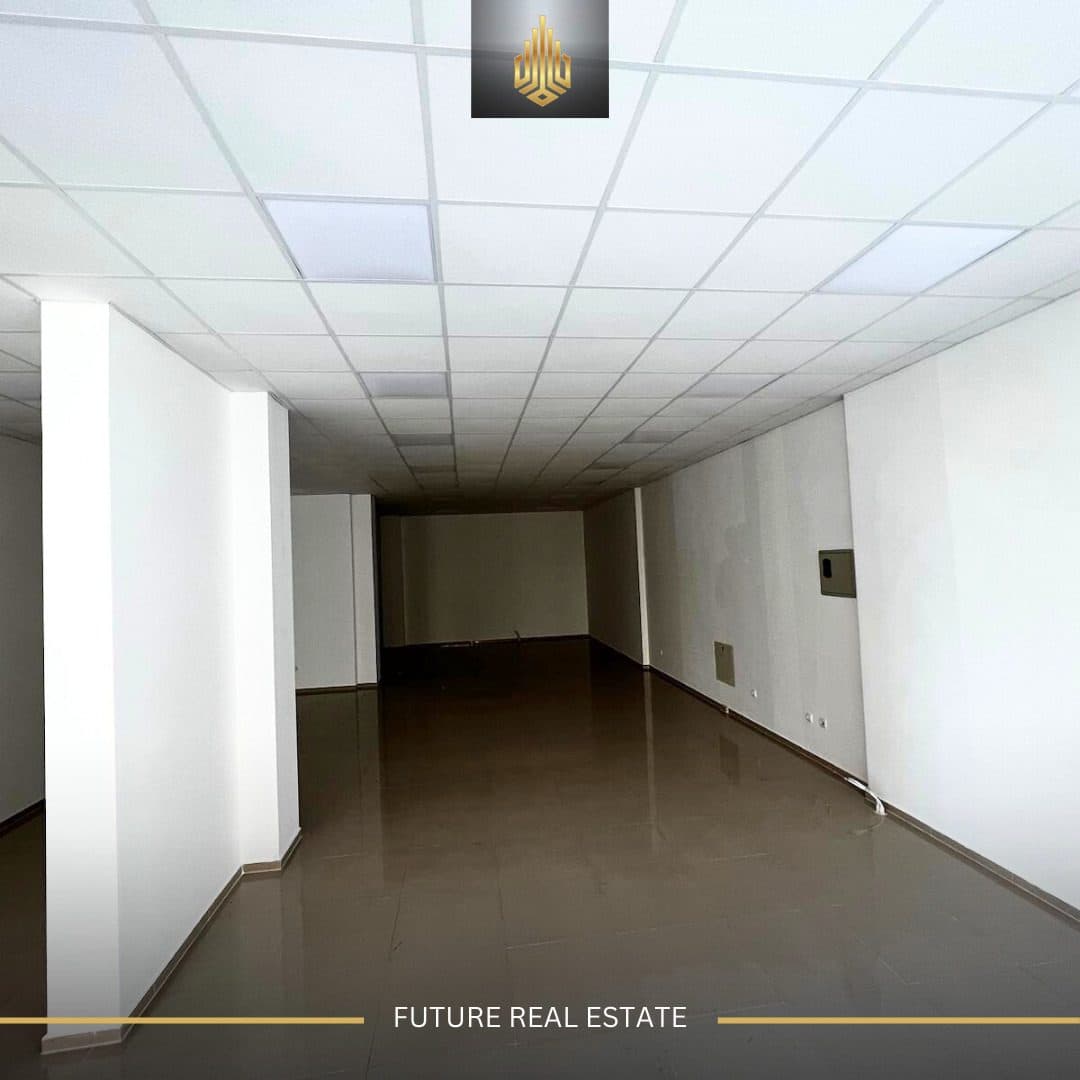Lokal me QERA/118m² 2