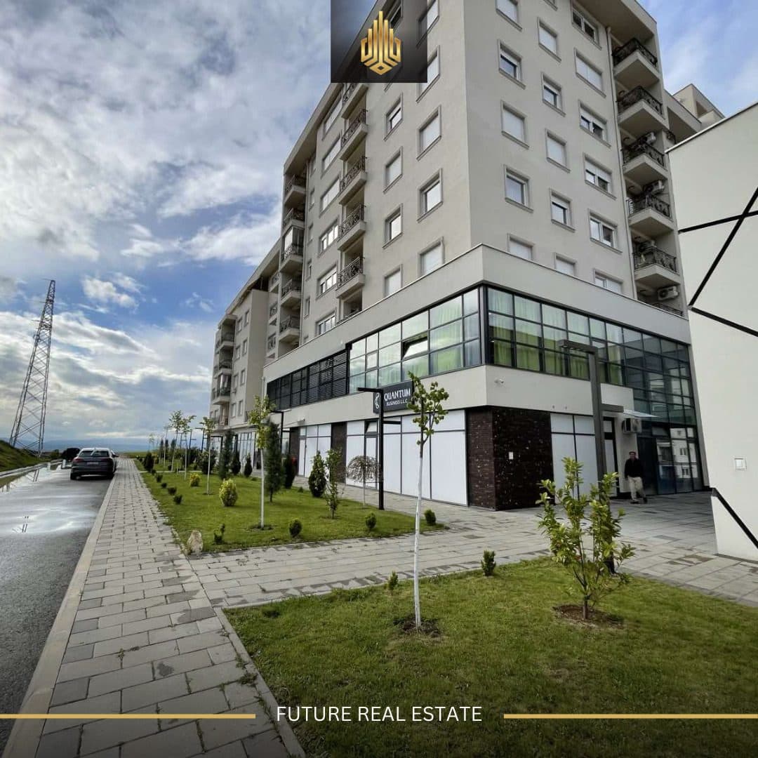 Lokal me QERA/70m² 4
