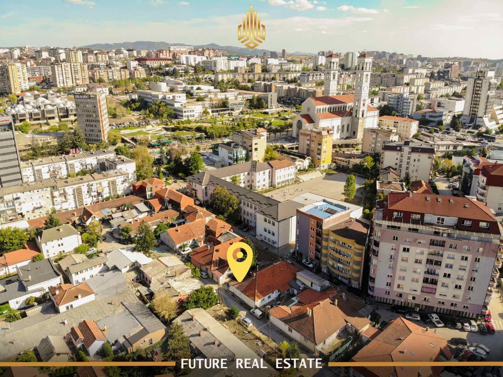 Shtëpi me qira – 1 dhomë gjumi – Prishtinë – Lagjja Pejton Rr. J. Zejnullahu, afër Shkollës Fillore Faik Konica, Sheshi, Hotel Grand dhe Katedrales.