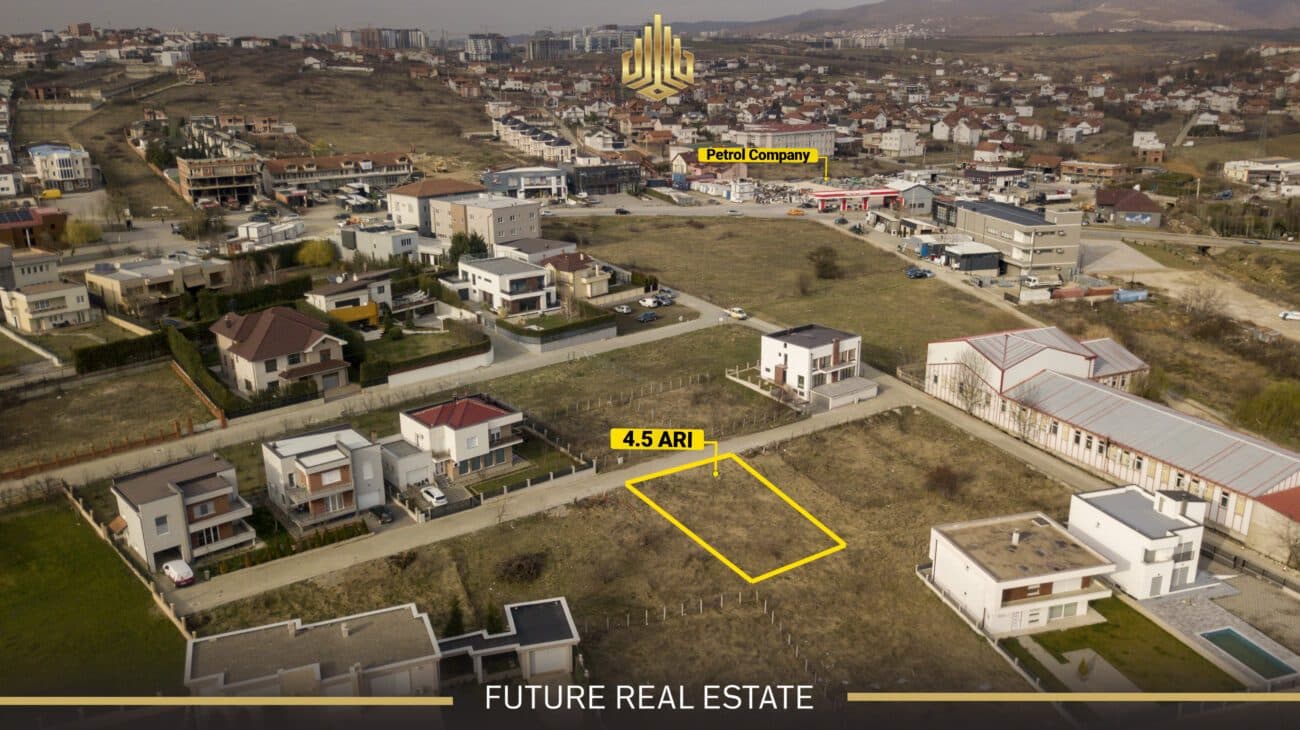 Toka në SHITJE/4.5 Ari 3