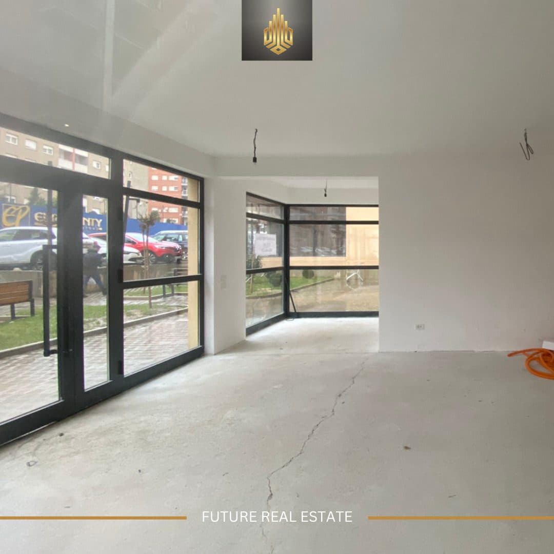 Lokal me QERA/115m² 2