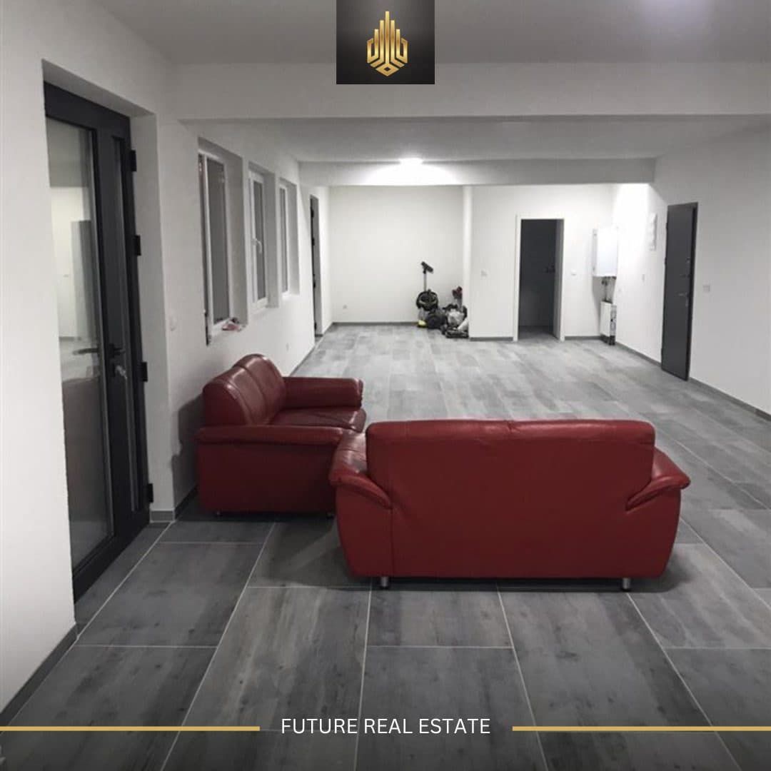 Lokal me QERA/80m² 3