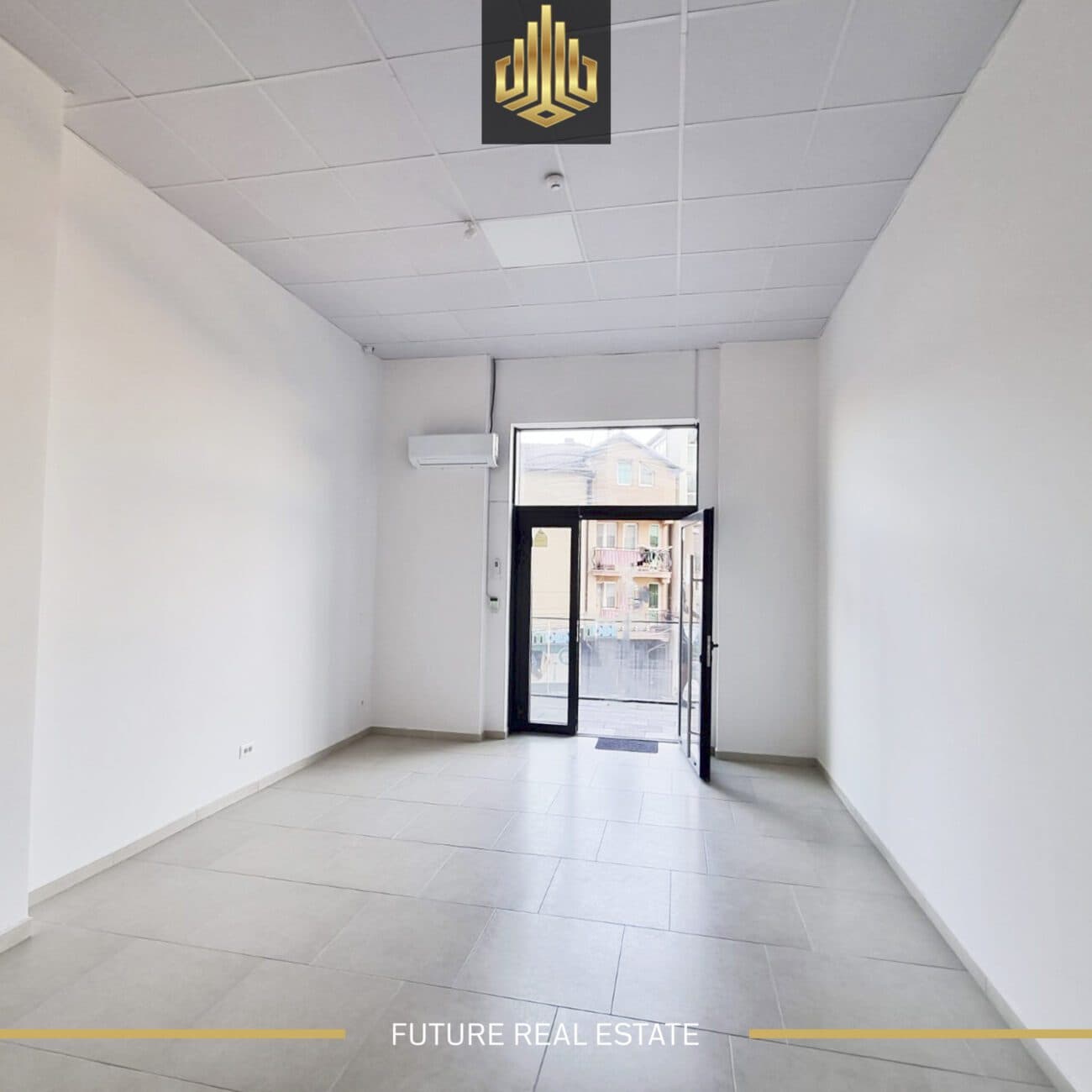 Lokal me QIRA/40m2 2