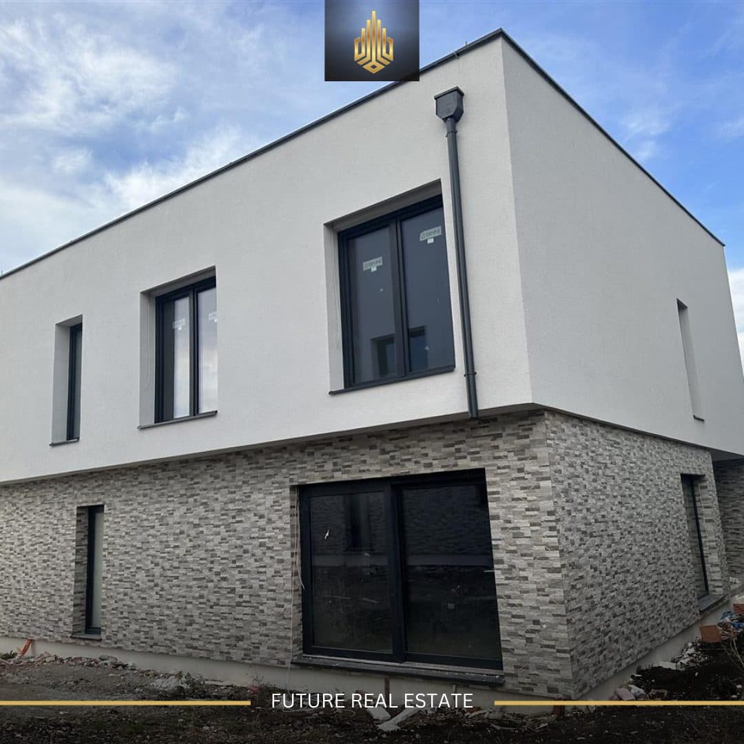 Shtëpi në SHITJE/309m² 2