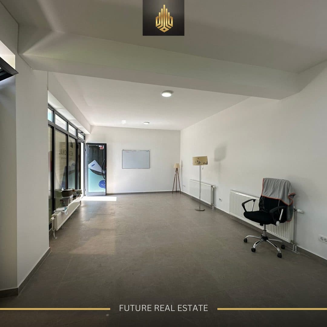 Lokal me QERA/48m² 3