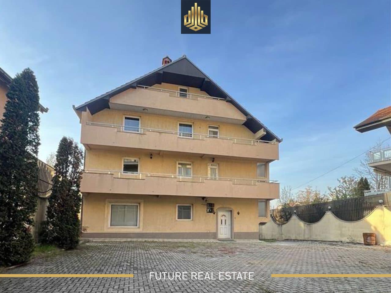 Shtëpia me QIRA/330m2