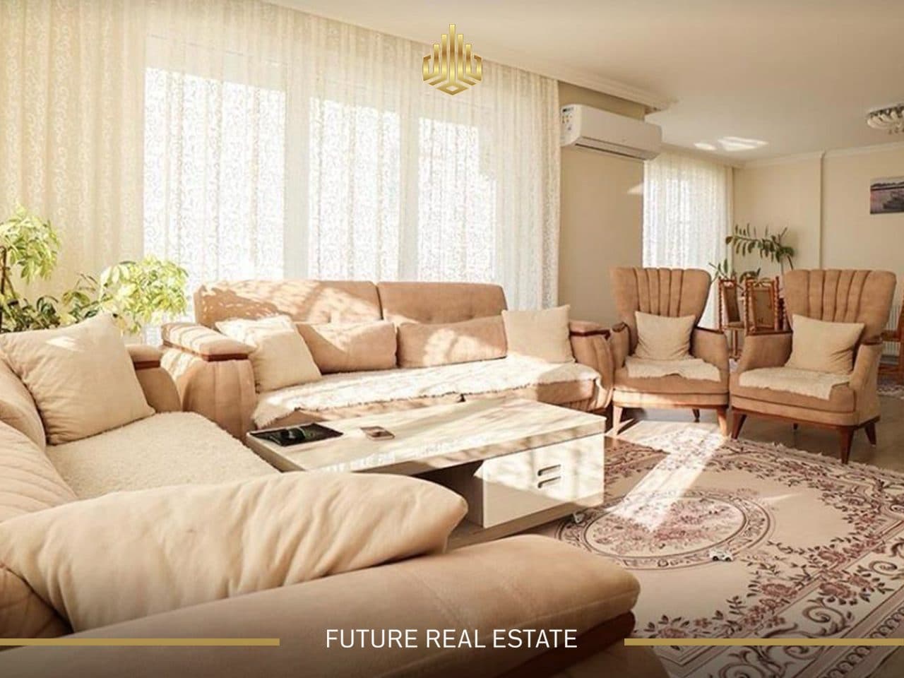 Shtëpia në SHITJE/244m2 3