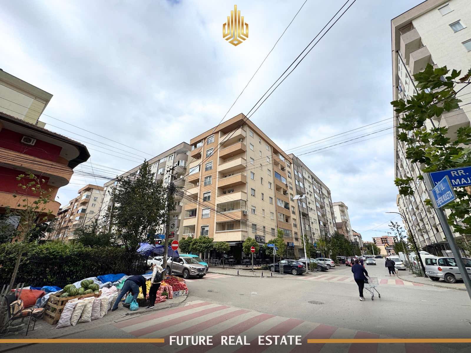 Banesë në SHITJE – 3 dhoma gjumi – Fushë Kosovë – Rr. Shefki Kuleta – Objekti Model Slovenia