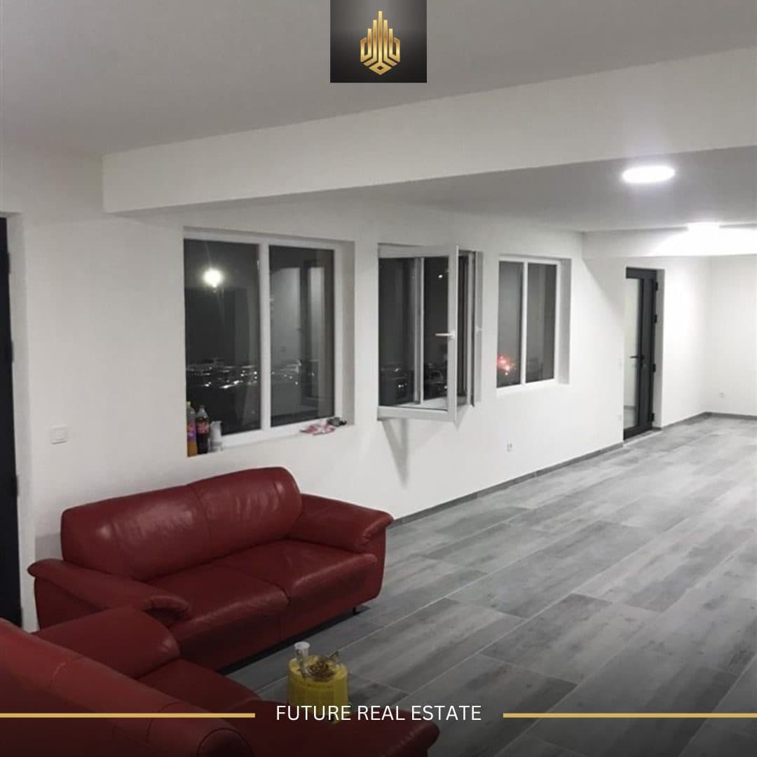 Lokal me QERA/80m² 2